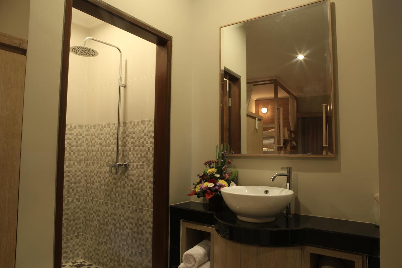 Poshtel Hostel *
