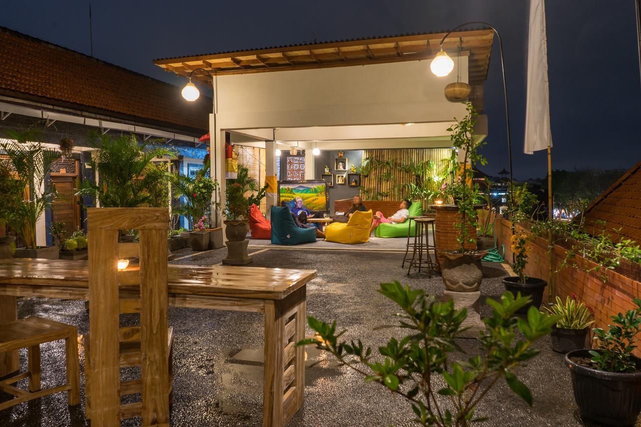 Poshtel Hostel *