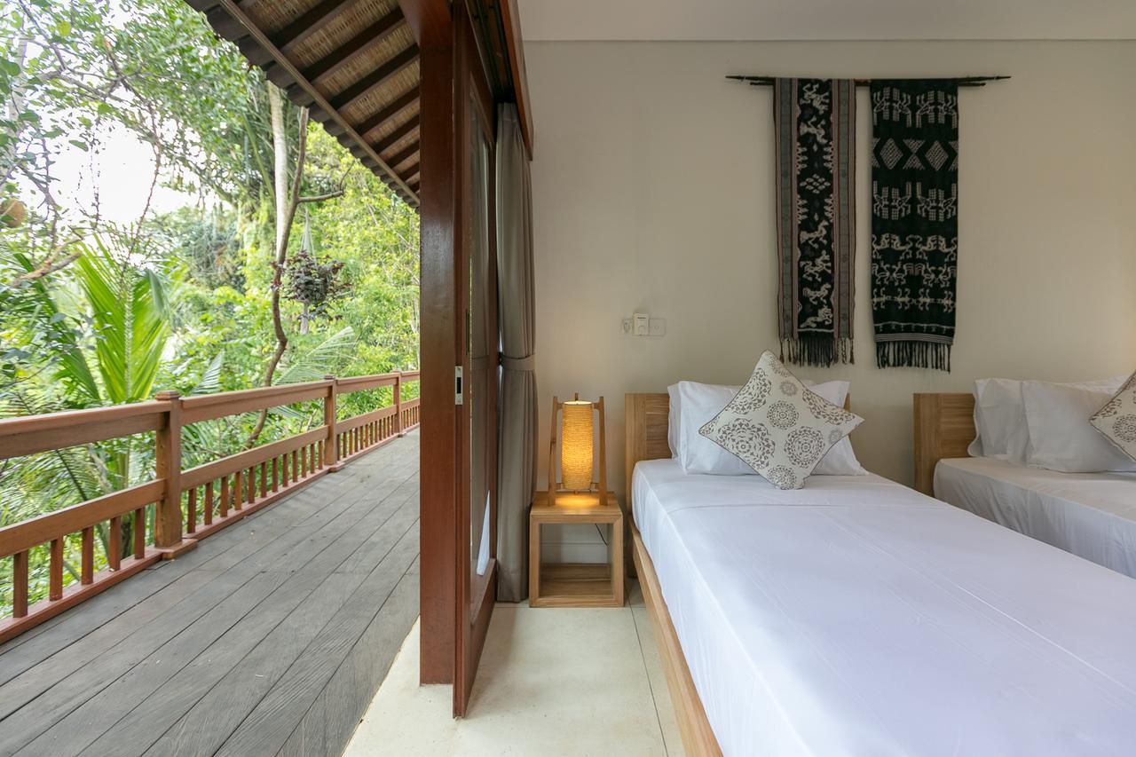 Villa Sunari *