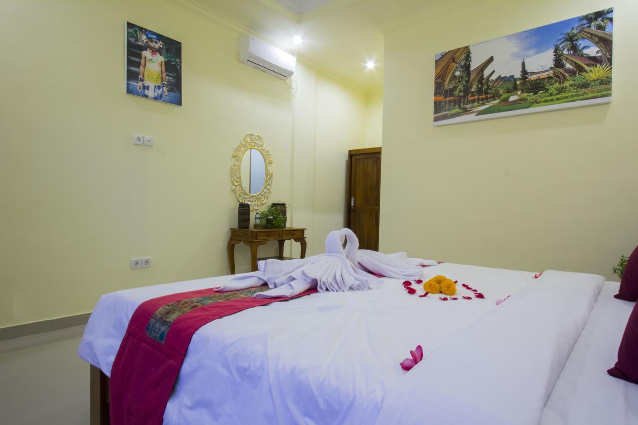 Vinayaka Guest house 2*