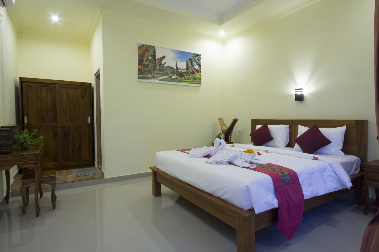Vinayaka Guest house 2*