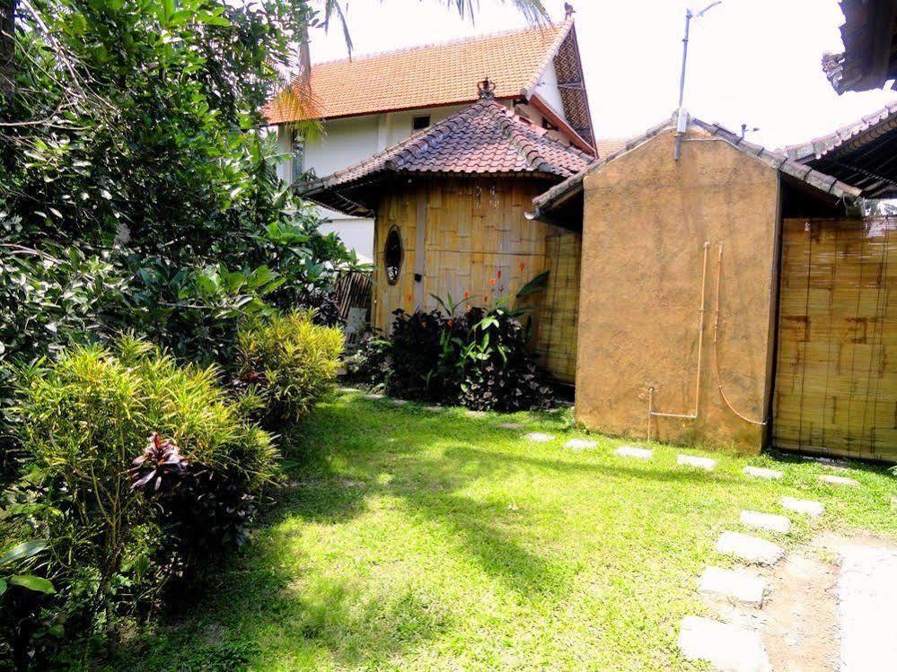 Shriman Yoga Hotel