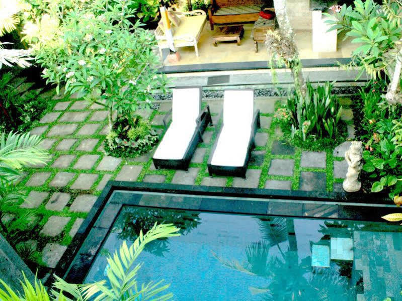Villa Unique 3*