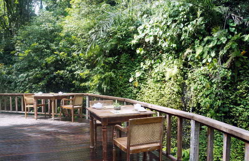 Resort The Kayon 5*