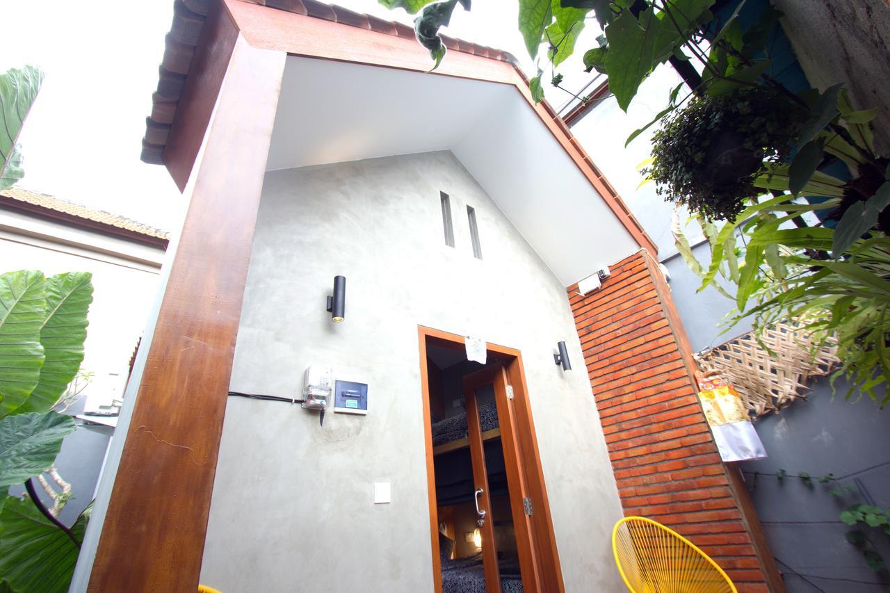 Sunshine Vintage House Hostel