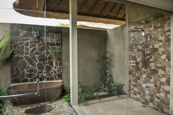 Villa Anusara Luxury Villas *