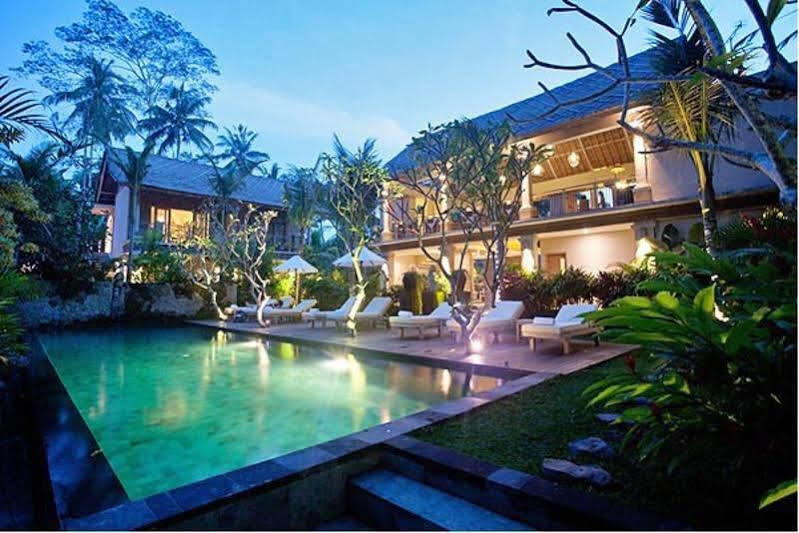 Hotel Puri Sunia Bali