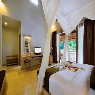 Hotel Puri Sunia Bali 4*