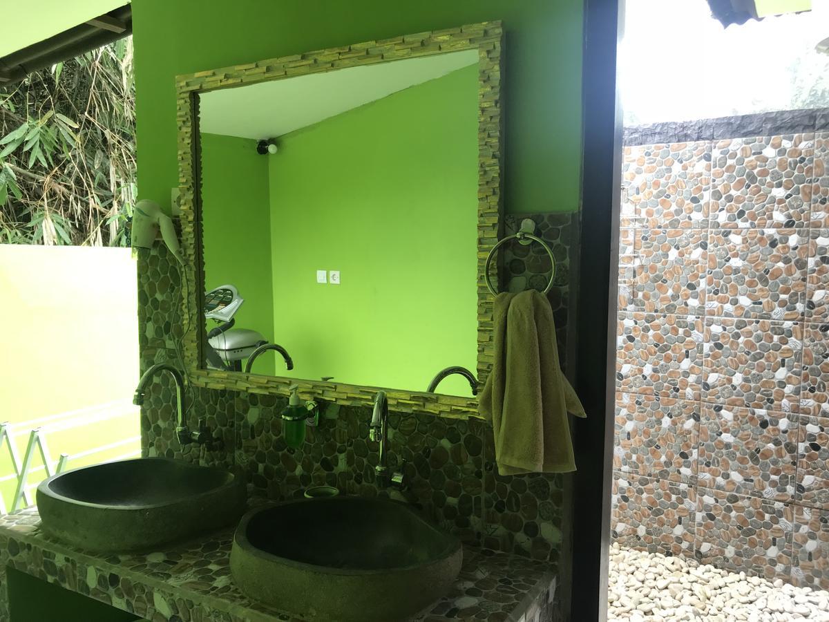 Ww Backpackers Hostel