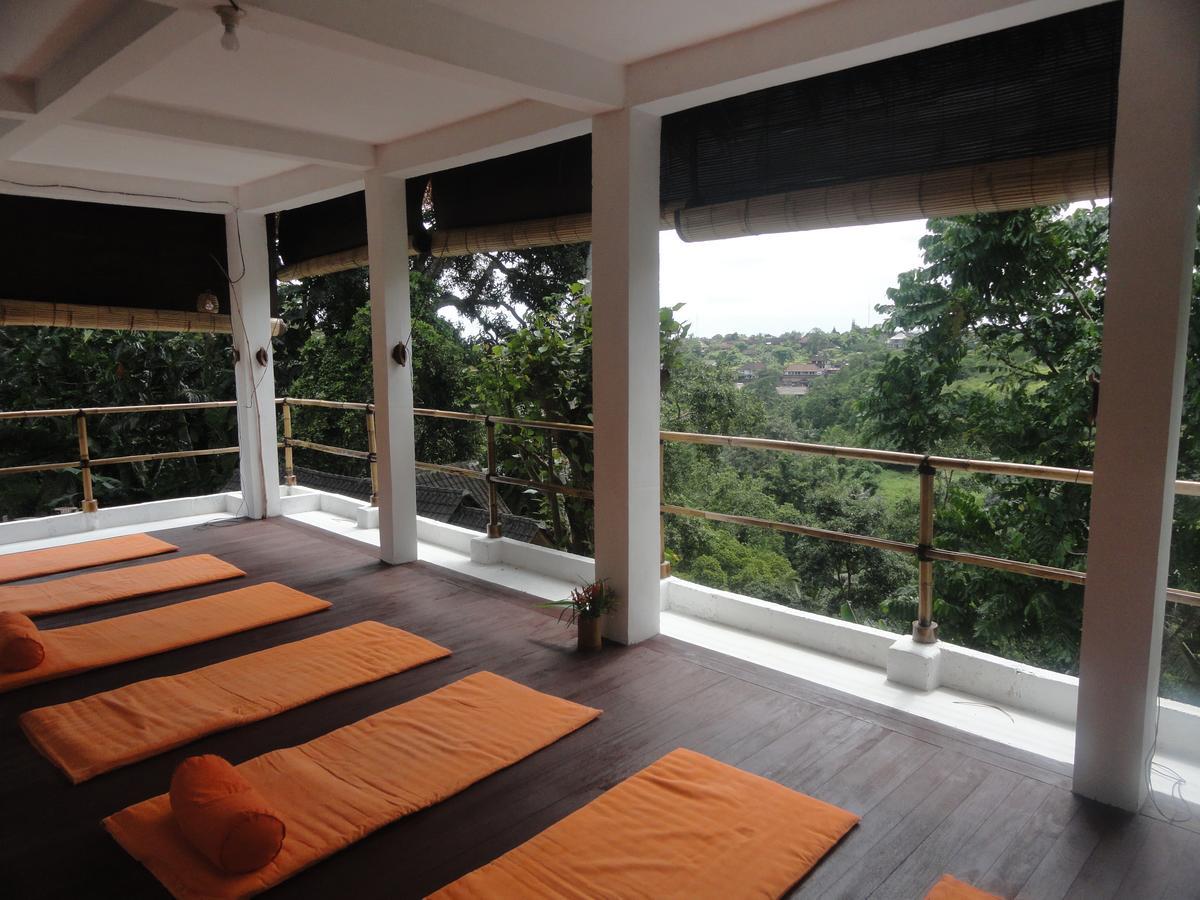 Putu Yoga Bed & Breakfast 2*
