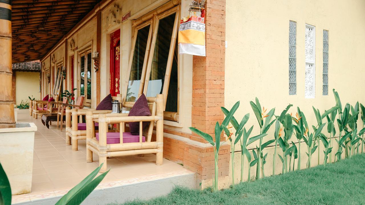 Rice Padi Artha Guest house