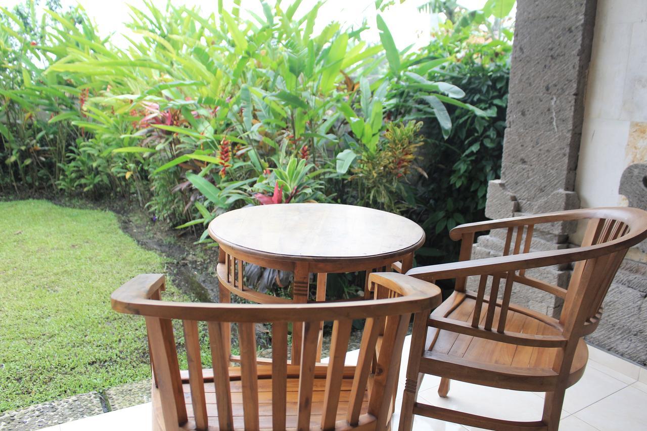 Bombom House Bed & Breakfast
