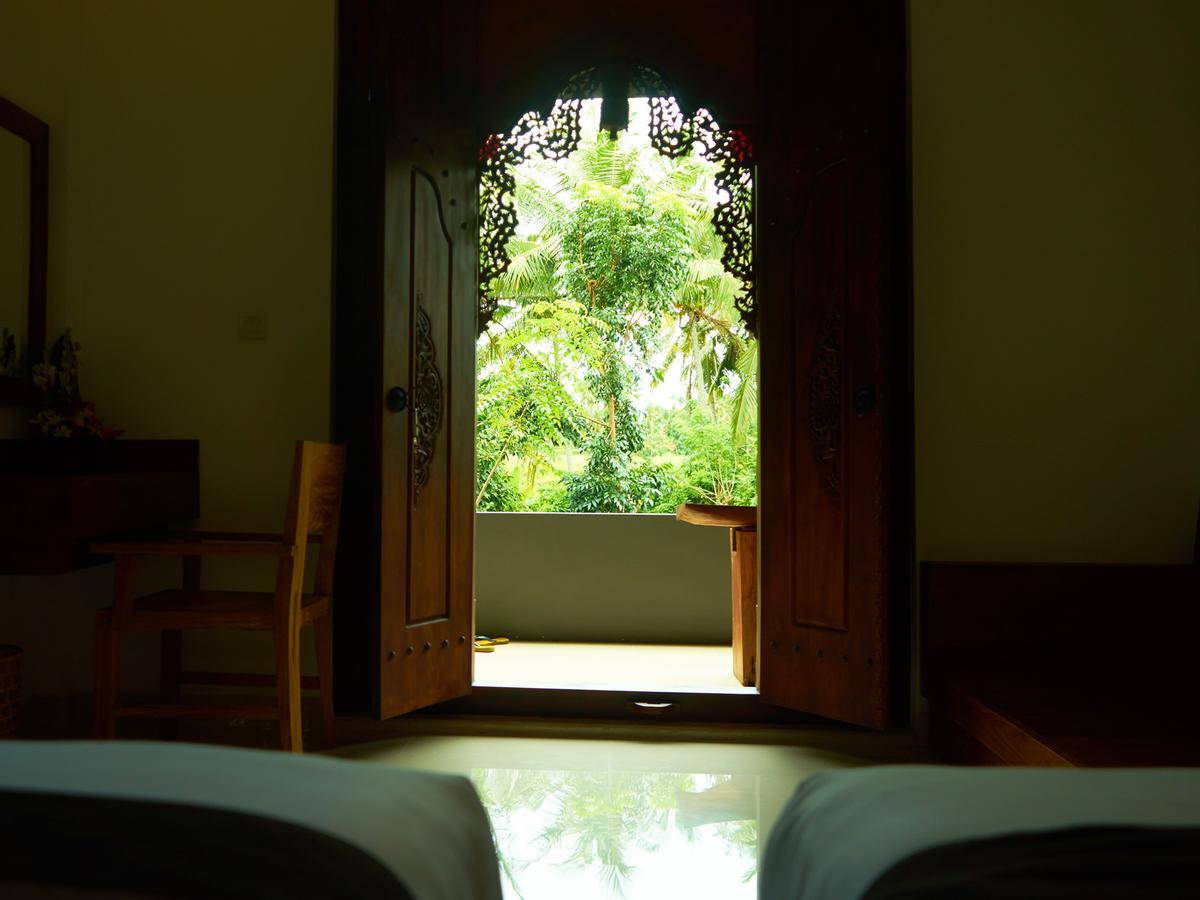 Tempat Tidur & Sarapan Eden House 2*