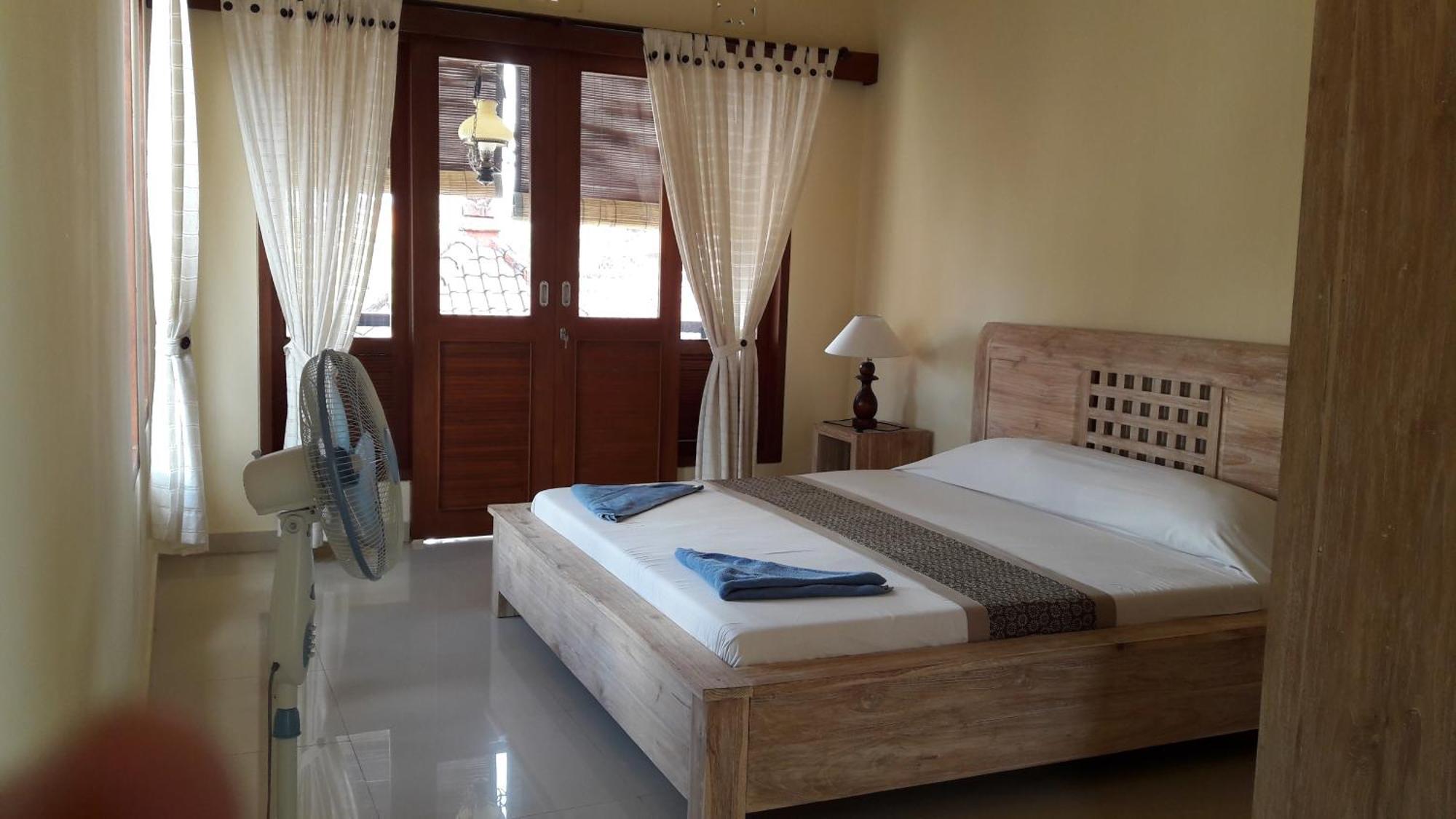Three Ayu Family House Bed & Breakfast Ubud