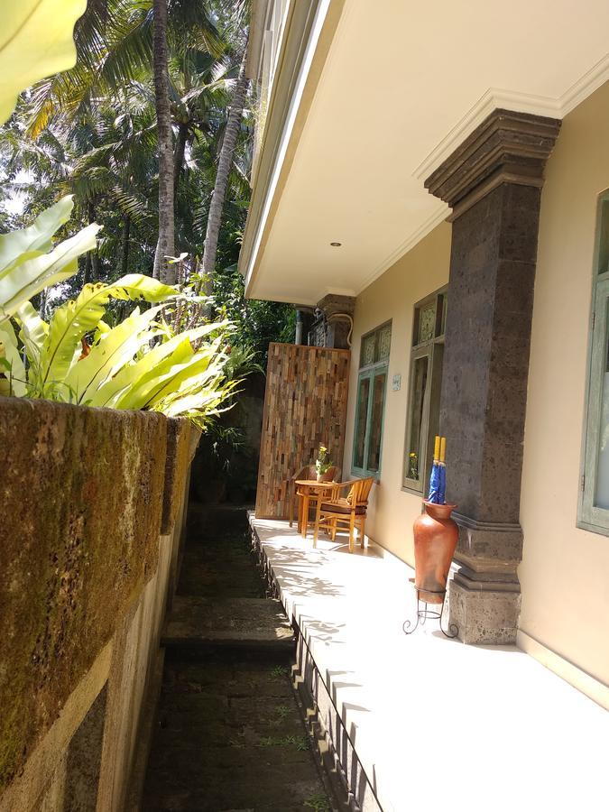 Inang Guest house