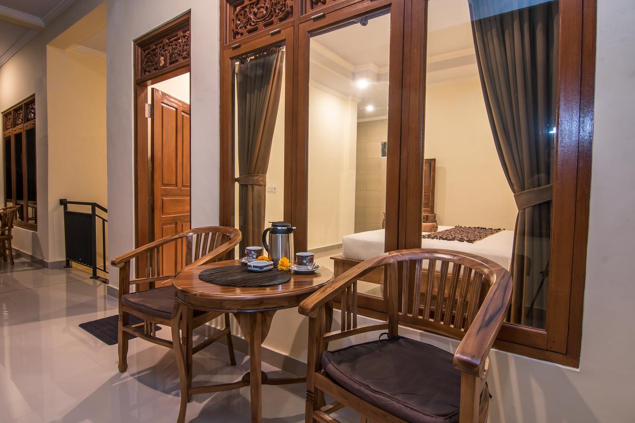 Badri Wisma tamu