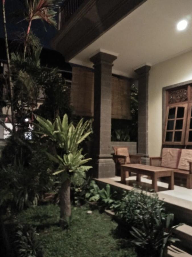 Nyuh Gading *
