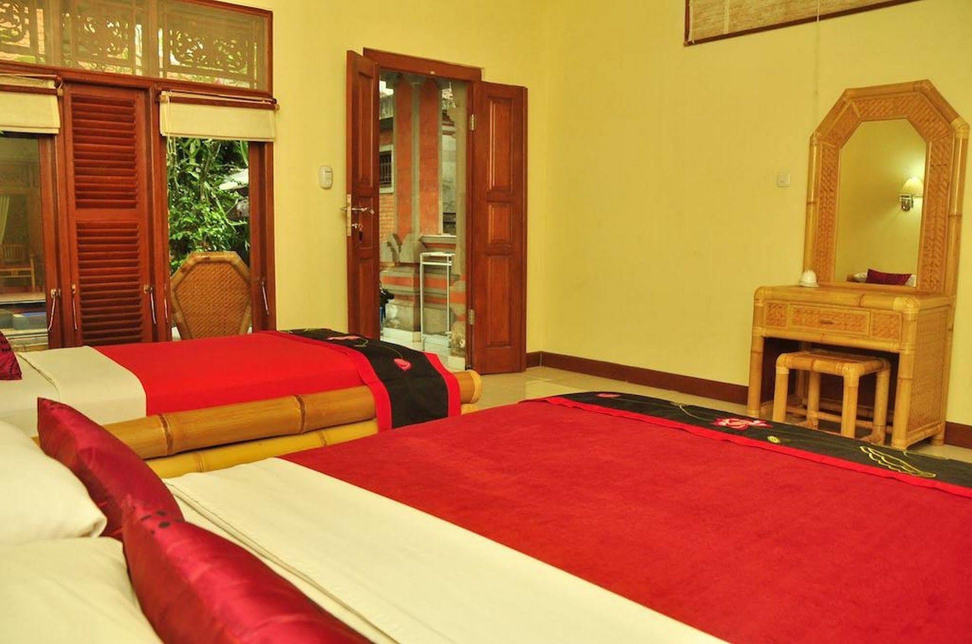 Hotel Nida Hanoman 2*