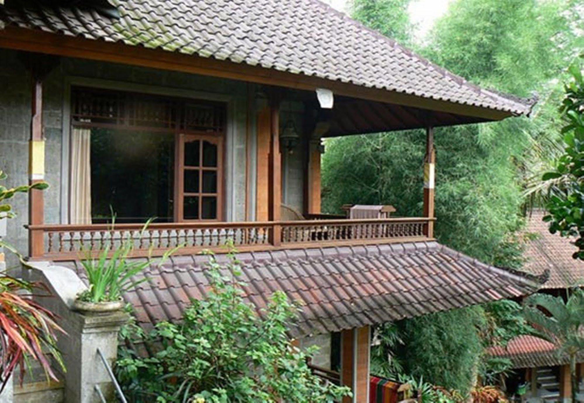 Gusti's Garden Guest house