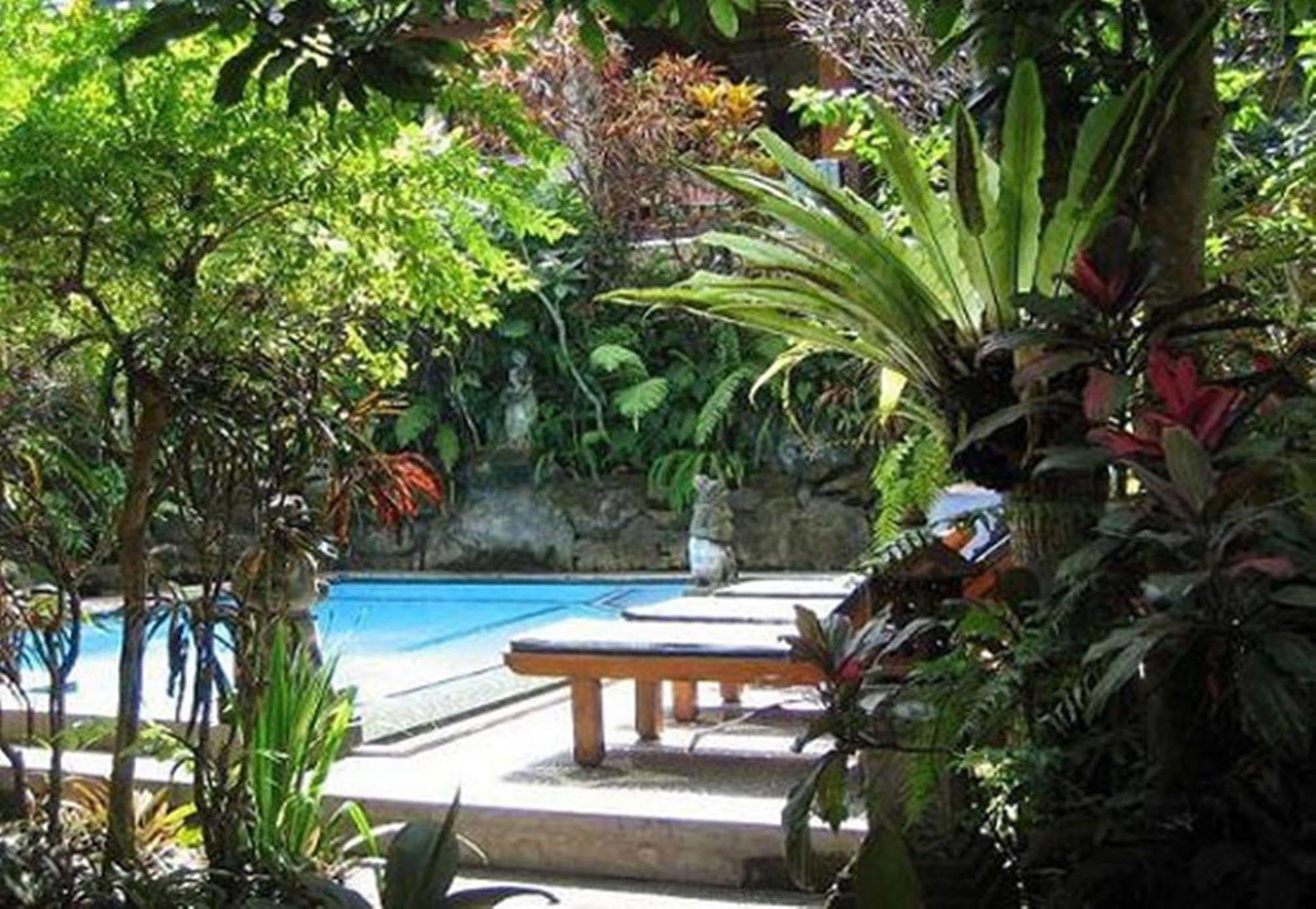 Guest house Gusti's Garden 4*