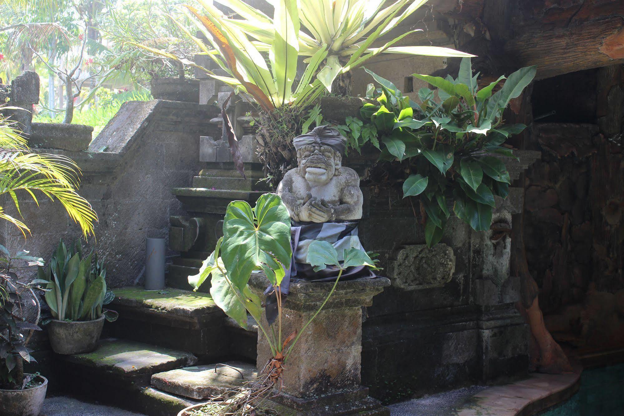 Gusti's Garden 2 3*