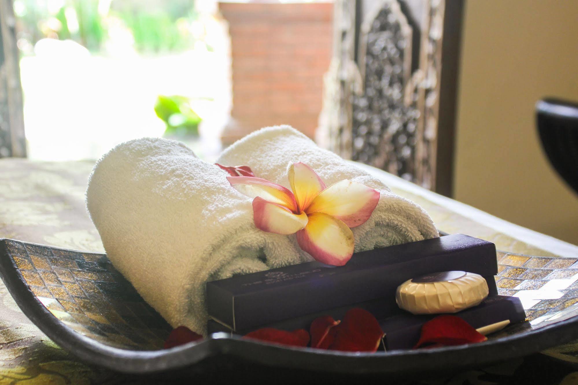 Hotel The Grand Sunti BALI