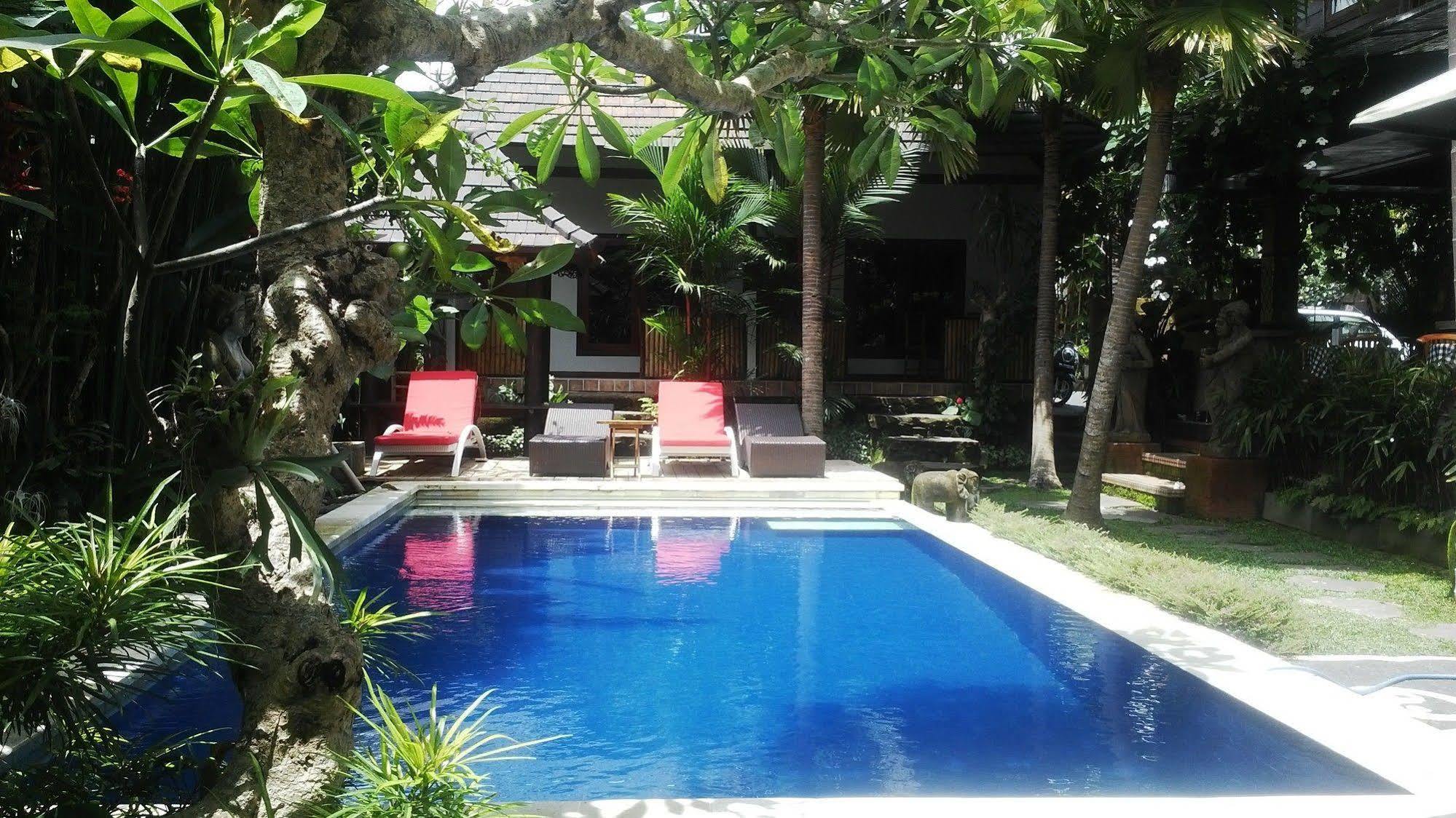 Hotel Bisma Sari 3*
