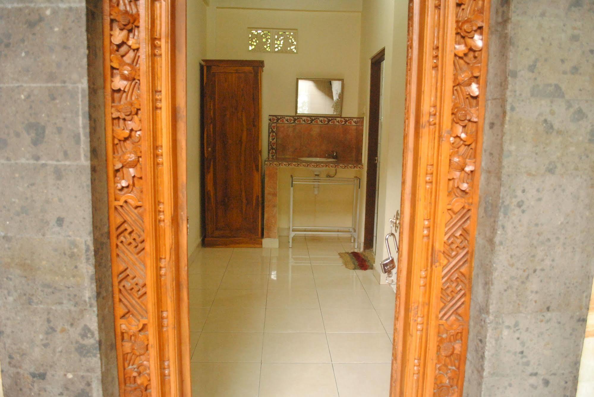 Homestay Jangkrik *