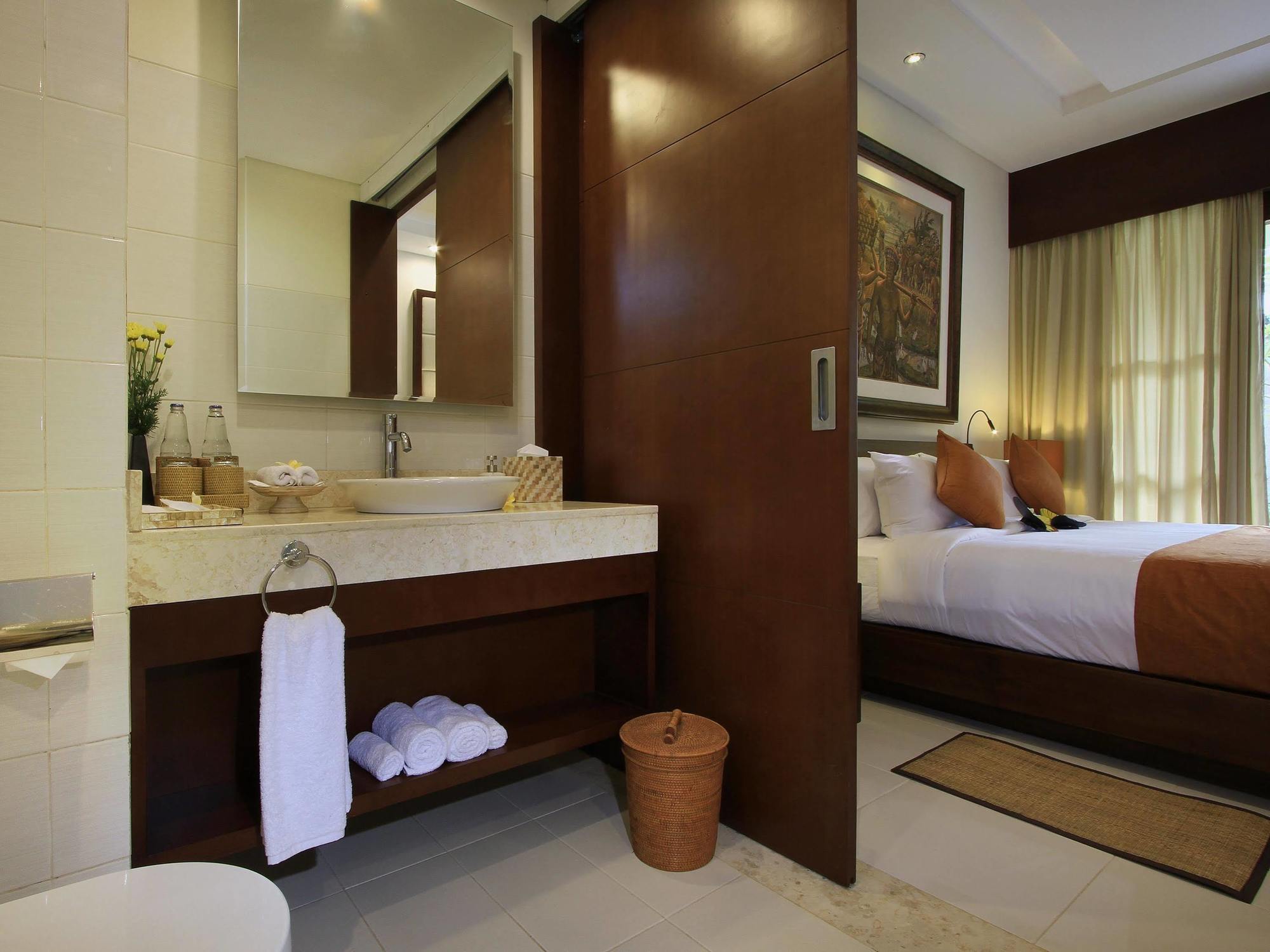 Tebesaya By Pramana Guest house