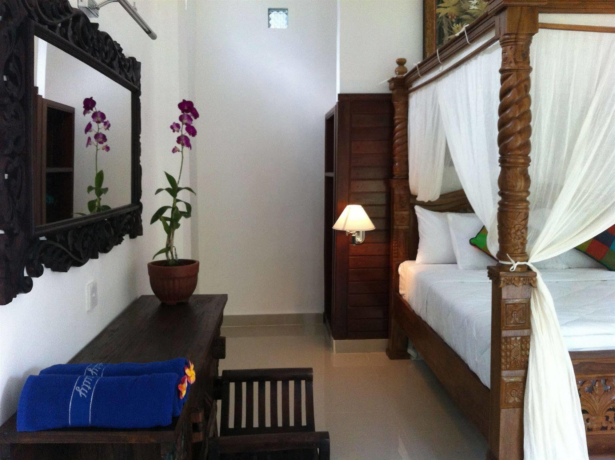 Guest house Karang Mesari *