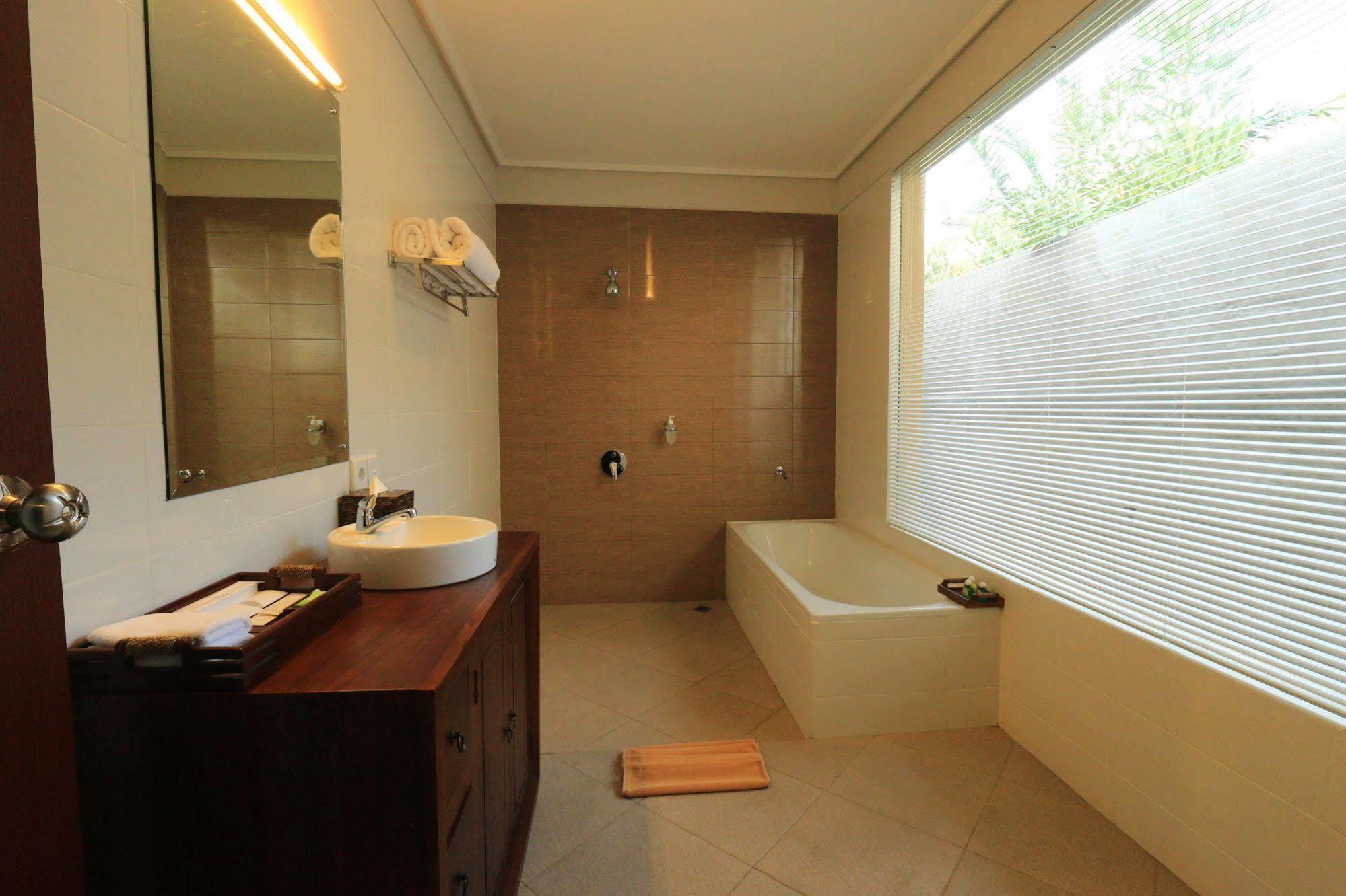 Tropical Garden 4*