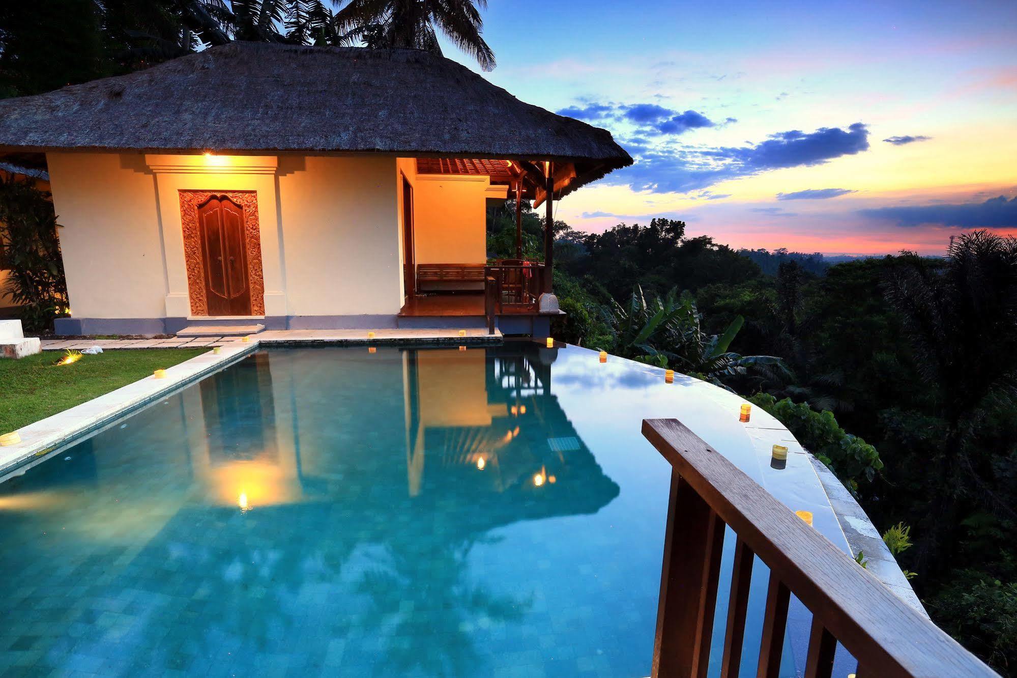 Gayatri Bed & Breakfast
