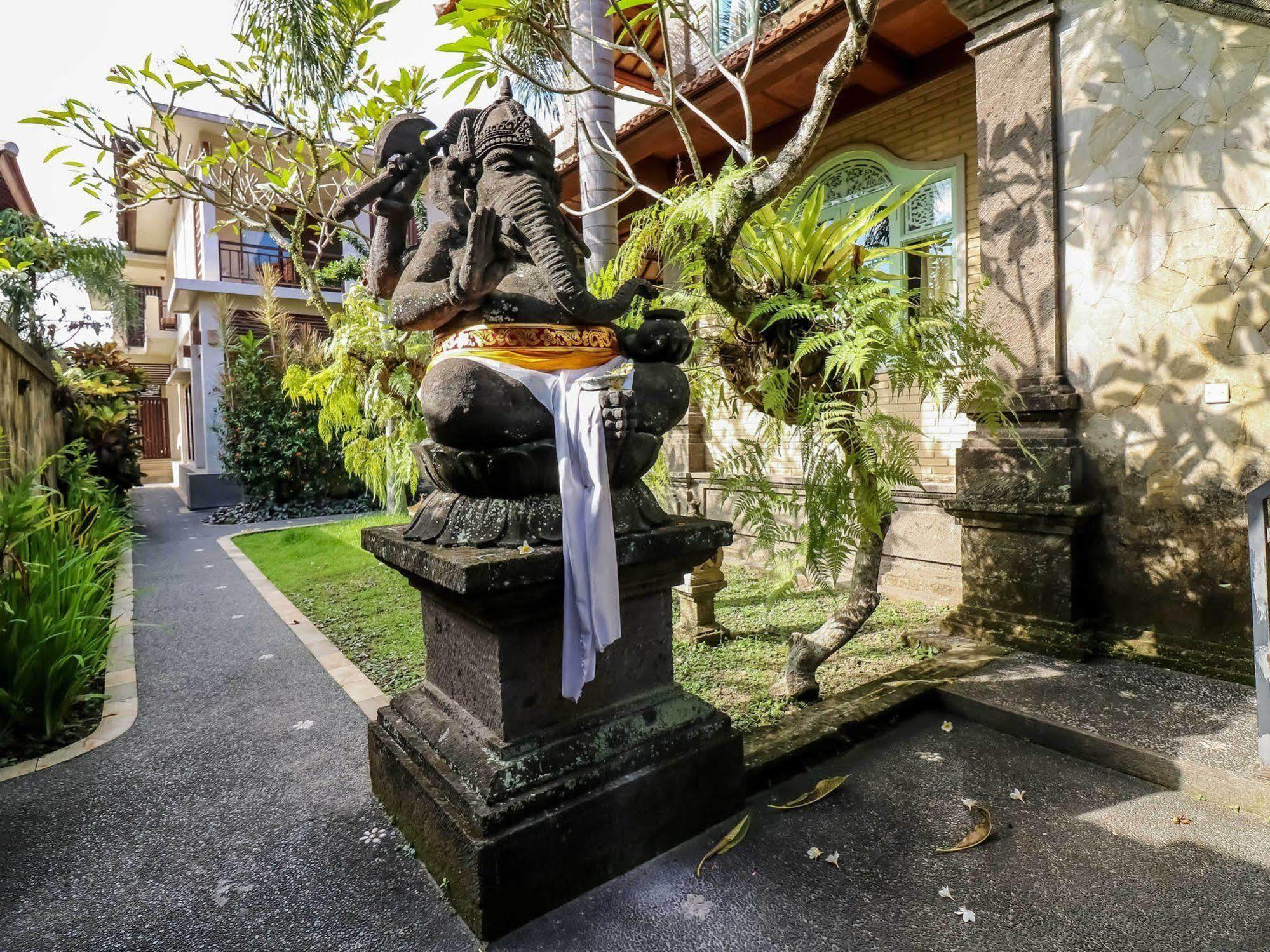 Nida Monkey Forest Temple Complex Hotel Ubud (Bali)