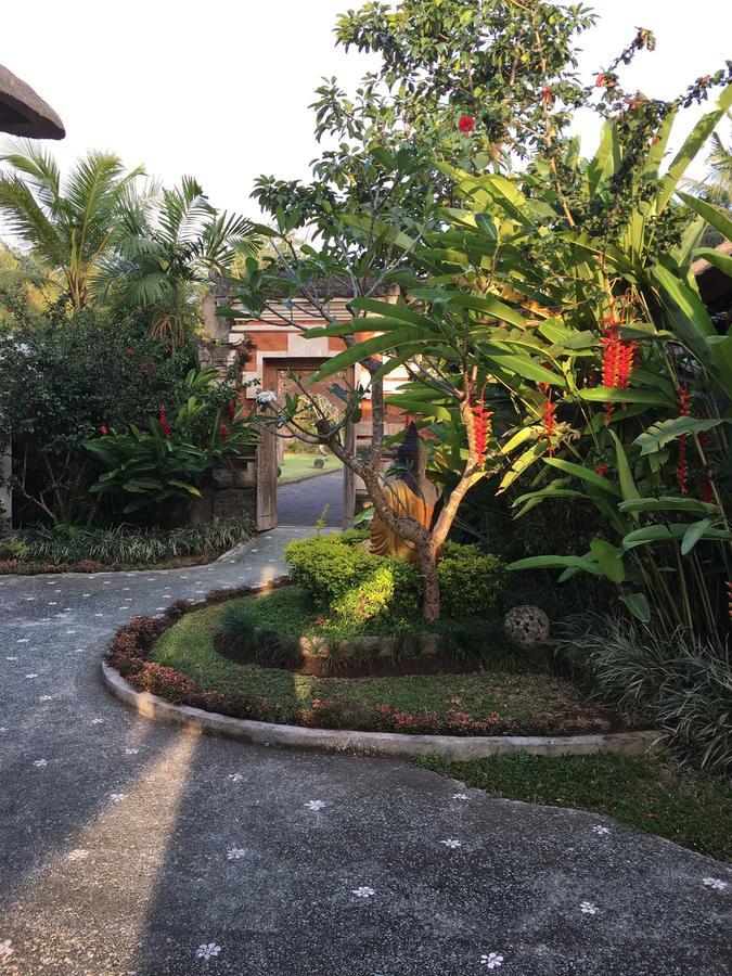 Frangipani * Ubud (Bali)