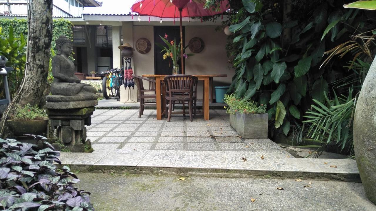 Casa de hóspedes Griya Sriwedari 3*