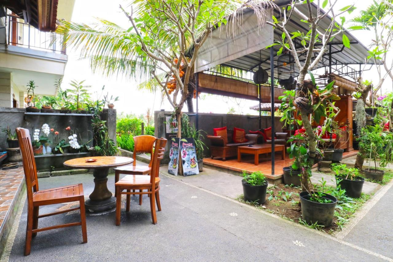 Gasthuis Puji And Ubud