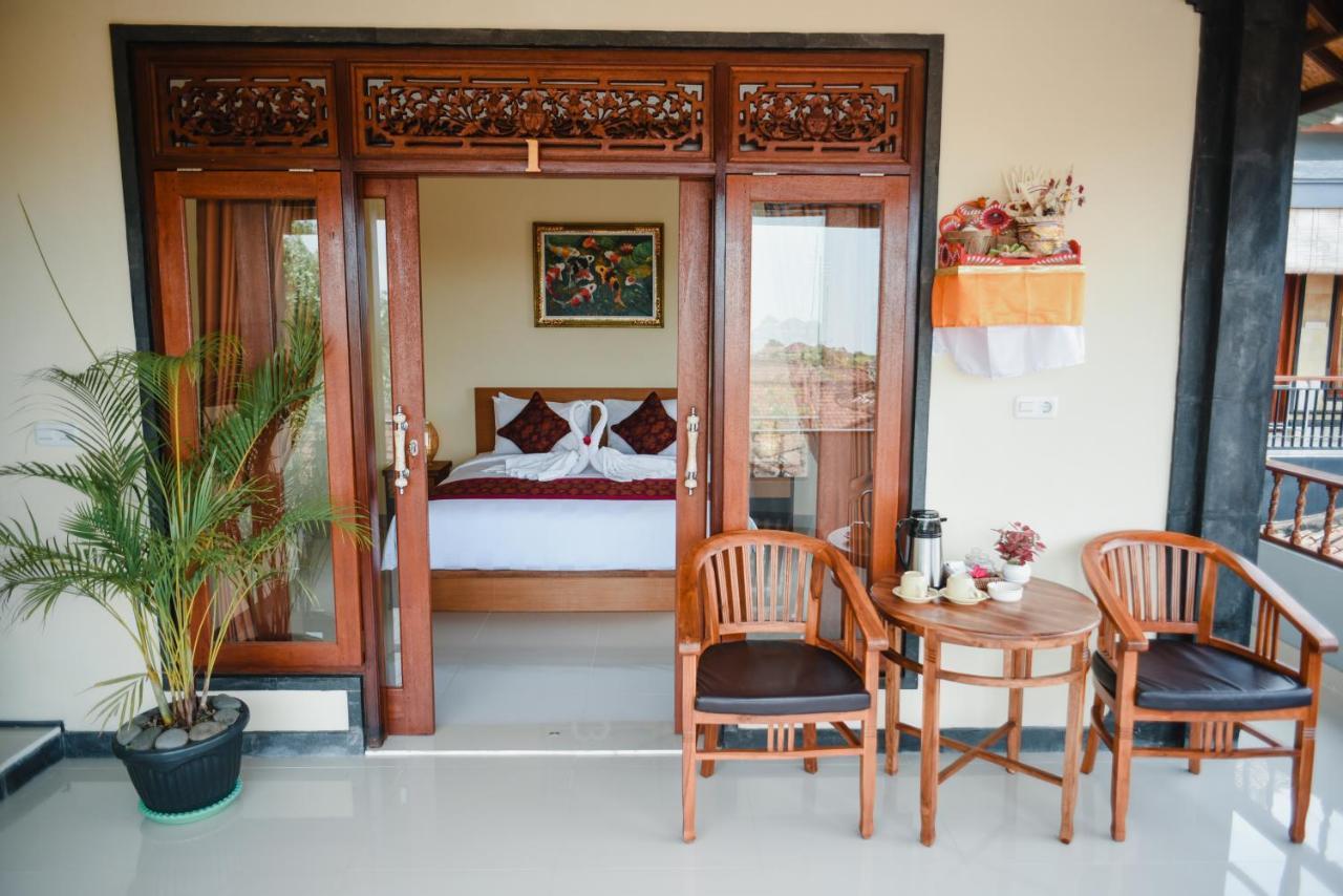 Deko House *
