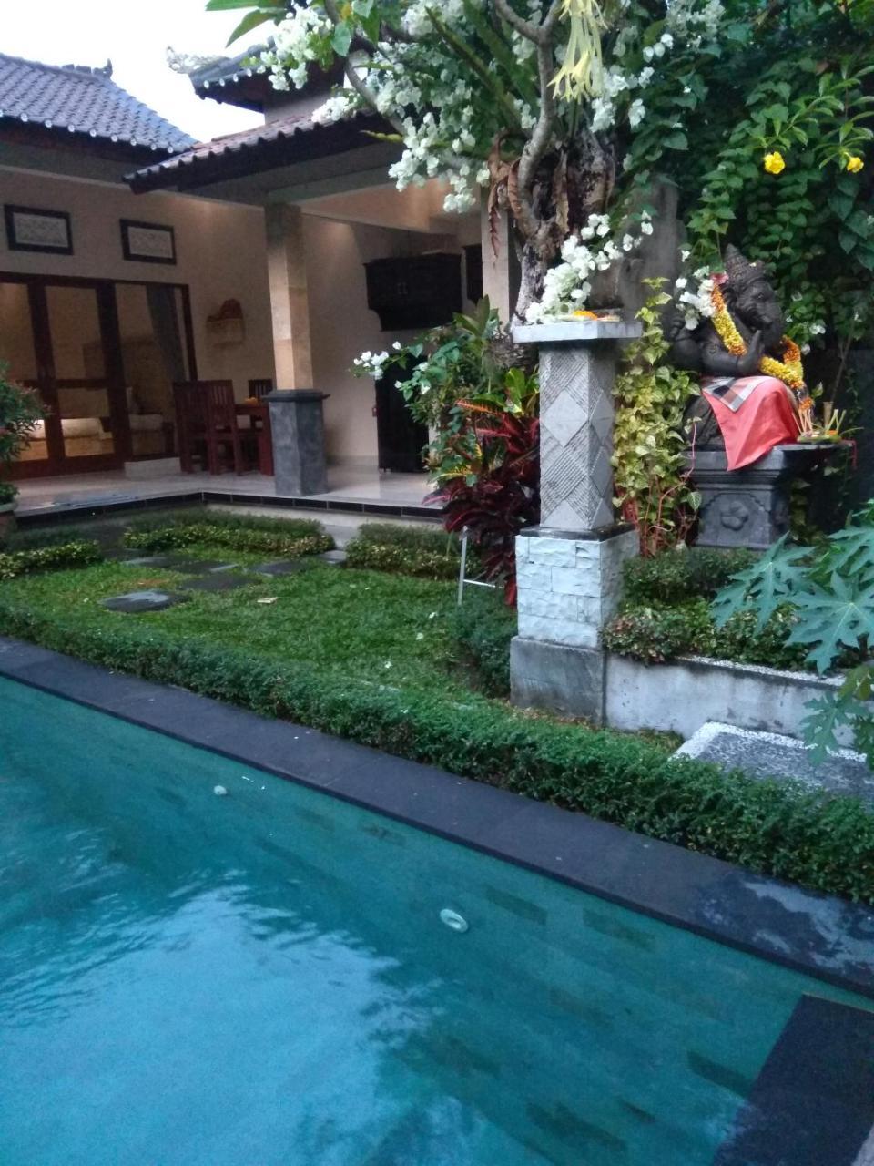 Rona * Ubud (Bali)