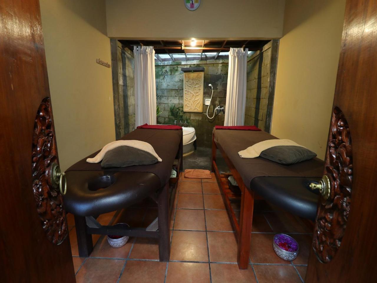 Biyukukung & Hotel Ubud