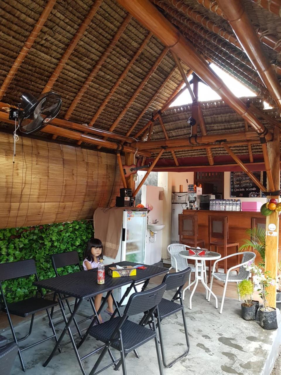 Yoga House *