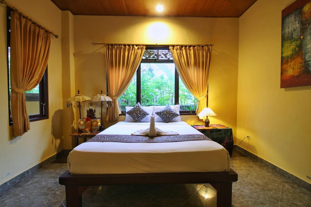 Suwar * Ubud (Bali)