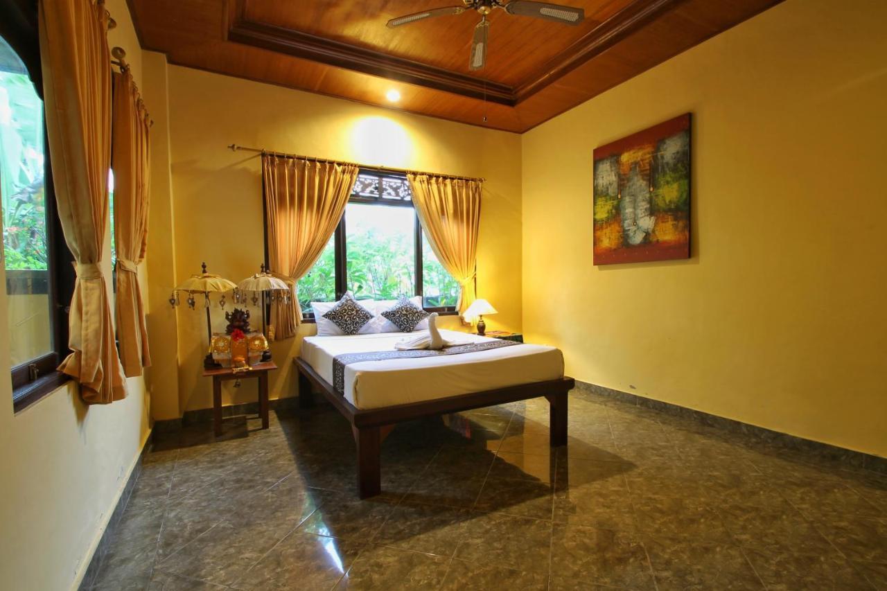 Suwar Ubud (Bali)