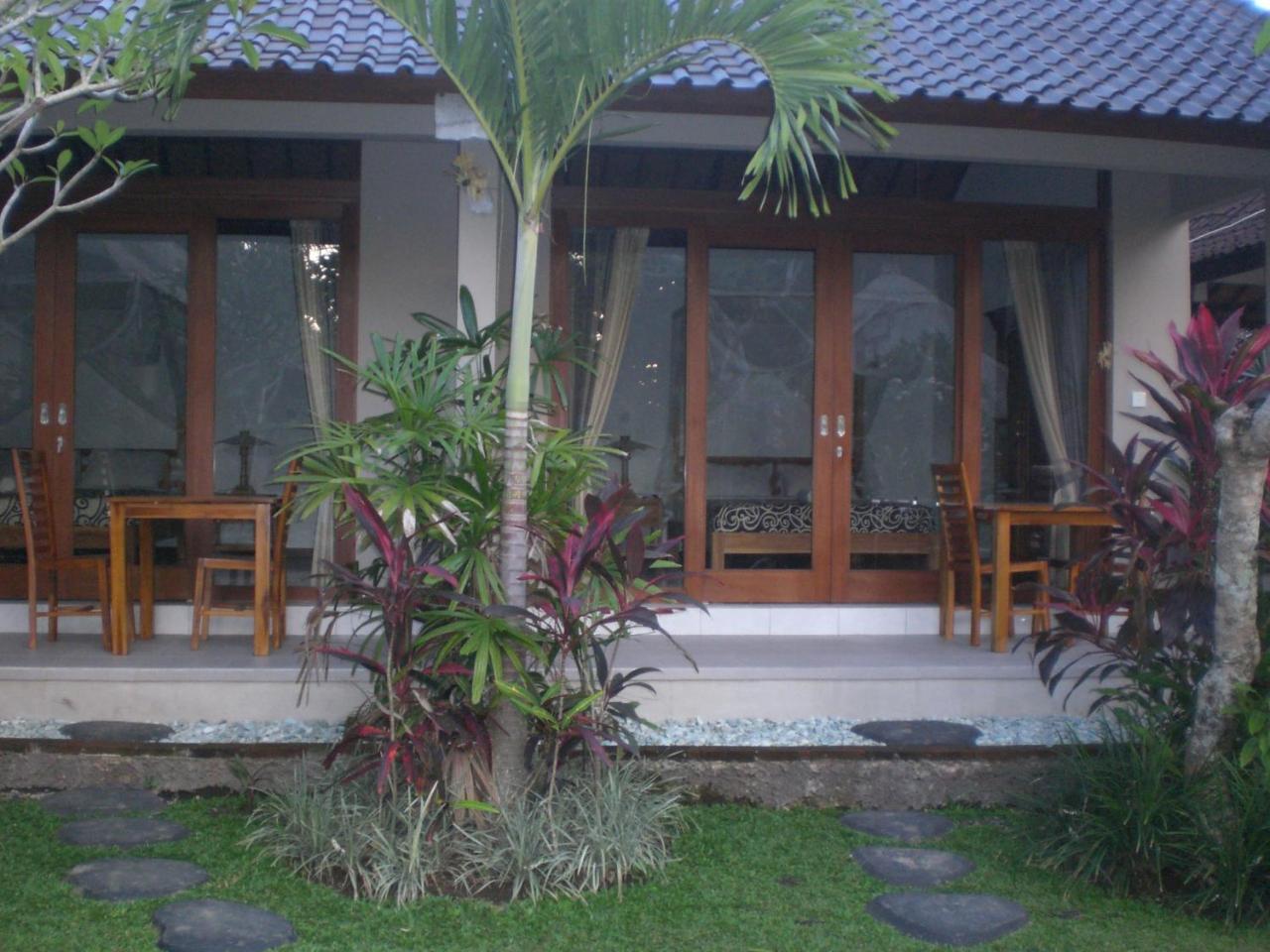 Suka's House Bed & Breakfast 3*