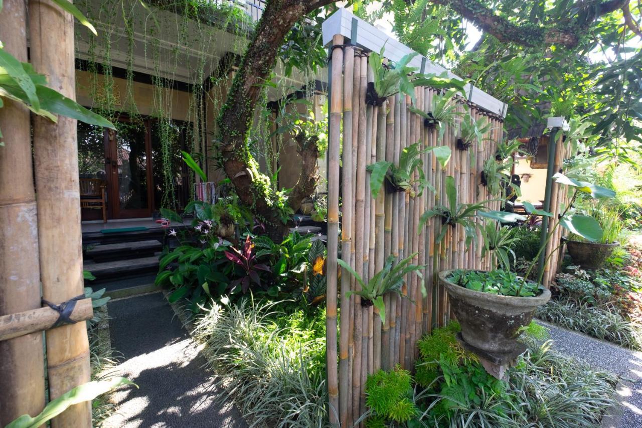 Jiwa's House Wisma tamu 2*