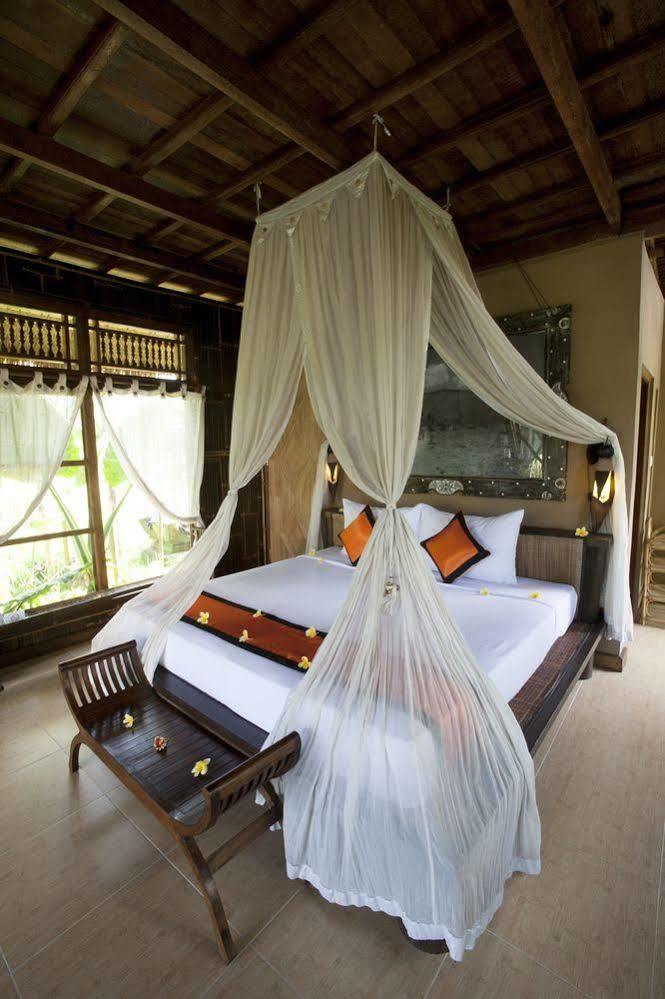 Holiday park Hidden Yone Village 4*