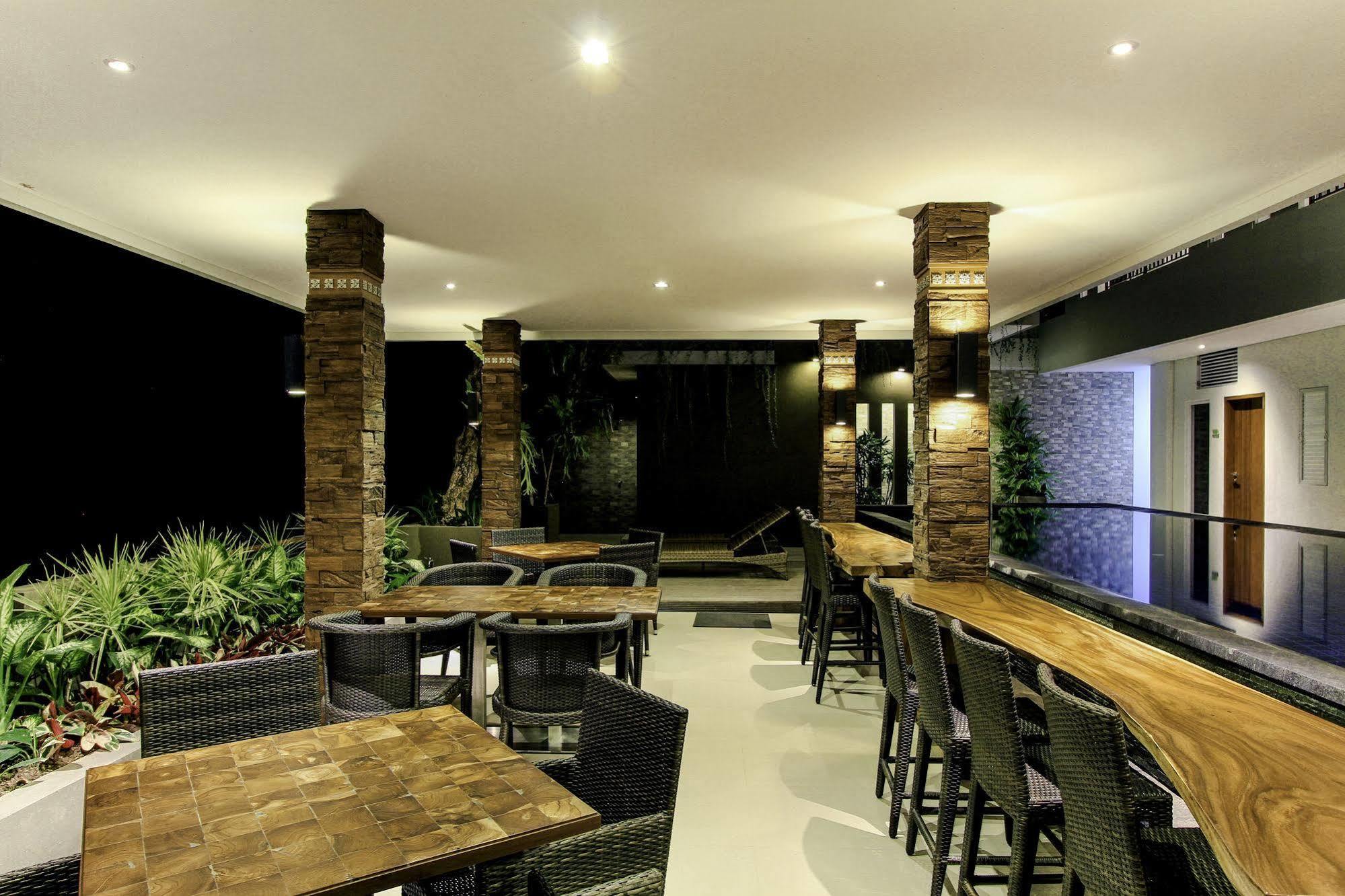 Puri Padma 3*