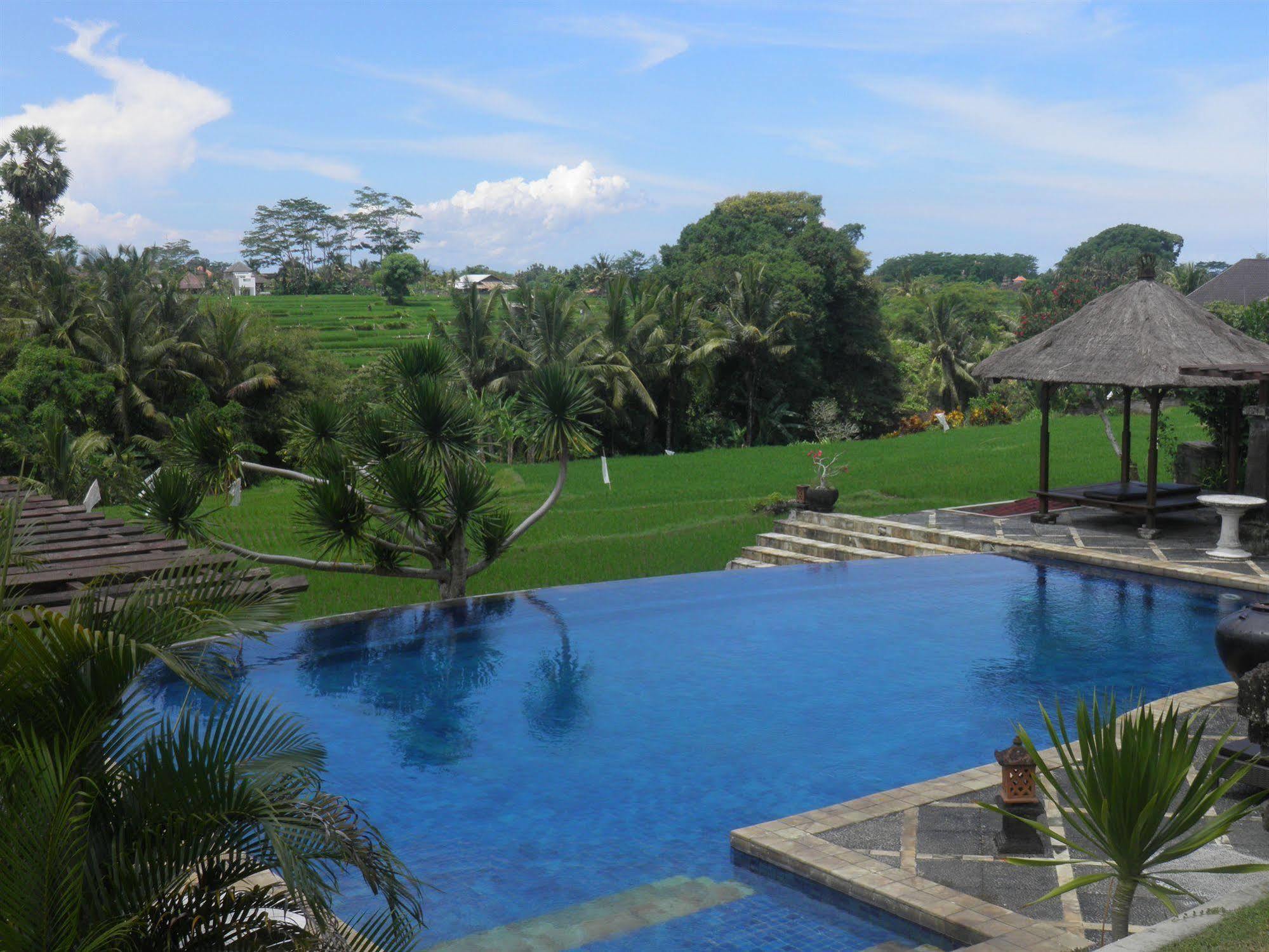 Bumi Resort 3*