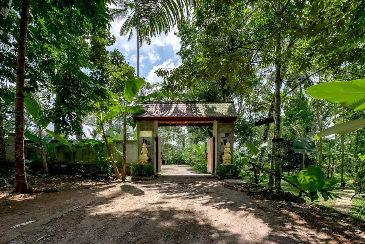 Villa Umah Shanti