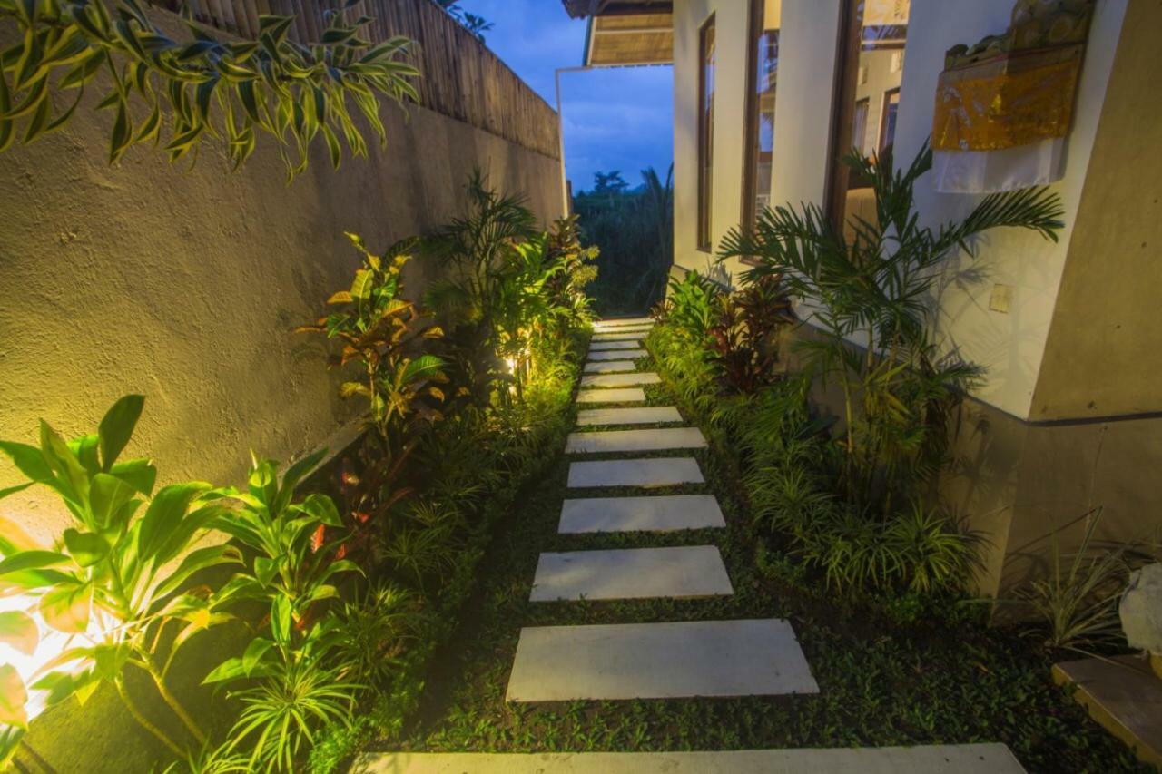1 Rumah Lumbung *