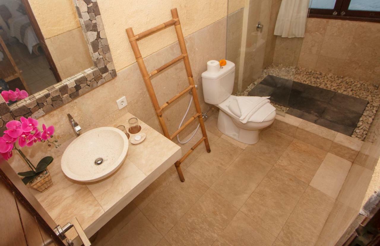 1 Rumah Lumbung Villa *